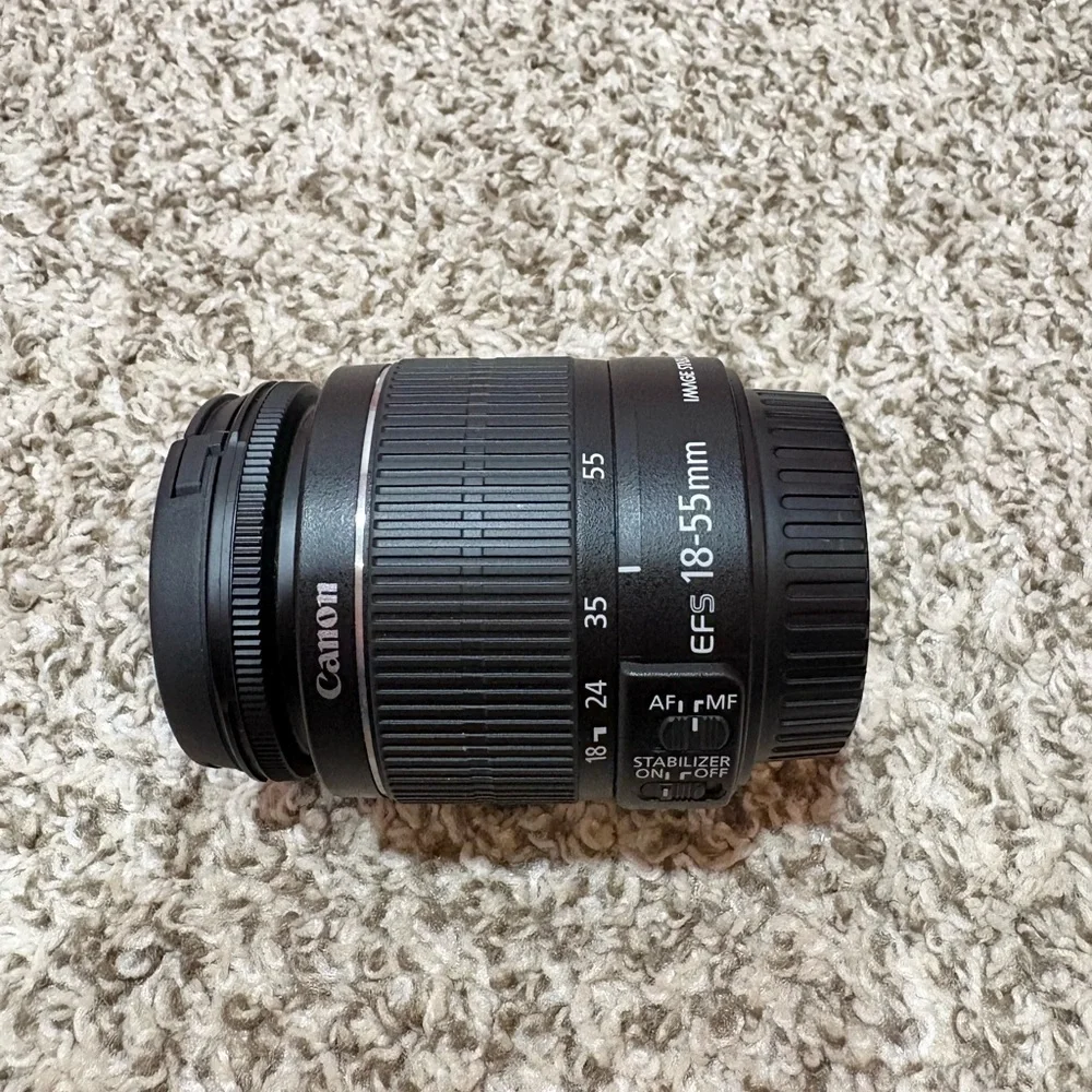 Canon eos d2000 Camera Kit with Accessories
